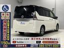 福祉車両の代車も豊富にご用意しています。車椅子のまま乗れる車や、車いす複数対応車もございますので、お気軽にご相談ください。