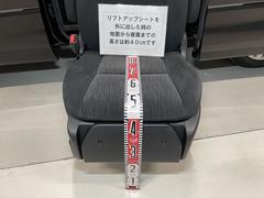 遠方の方でも１年保証付で安心！保証距離：無制限　保証部位：５２部位対応！高額修理になるエンジン、ミッションを中心としたトラブルをカバー！あったら「たすかる」中古車保証ライトプラン無料でお付けします！ 7