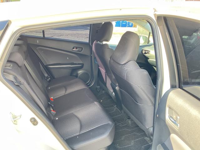 プリウス Ｓセーフティプラス　ディスプレイオーディオ　Ｂｌｕｅｔｏｏｔｈ　バックカメラ　ＥＴＣ　スマートキー　オートライト　ＬＥＤヘッドライト　衝突軽減ブレーキ　レーンアシスト　オートマチックハイビーム　車検令和９年７月（24枚目）