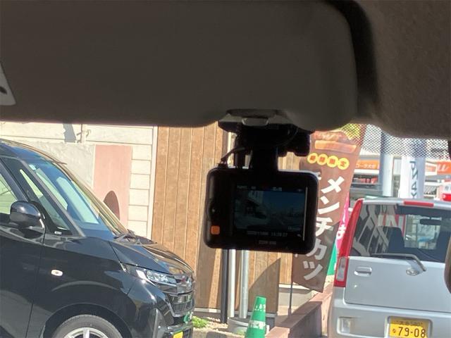 フロンクス ベースグレード　４ＷＤ　前後ドライブレコーダー　純正ナビ地デジＴＶ　全方位カメラ　Ｂｌｕｅｔｏｏｔｈ　スマートキー　ＥＴＣ　スマートキー　ＬＥＤヘッドライト　レーダーブレーキサポート　クリアランスソナー（3枚目）