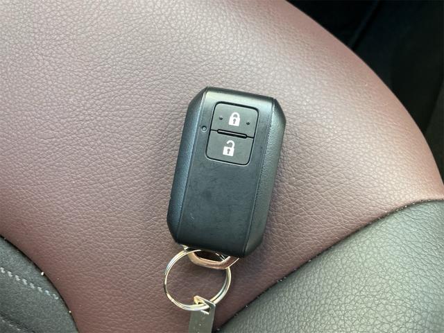 フロンクス ベースグレード　４ＷＤ　前後ドライブレコーダー　純正ナビ地デジＴＶ　全方位カメラ　Ｂｌｕｅｔｏｏｔｈ　スマートキー　ＥＴＣ　スマートキー　ＬＥＤヘッドライト　レーダーブレーキサポート　クリアランスソナー（16枚目）