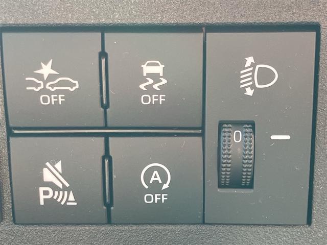 ハイゼットトラック スタンダード　農用スペシャル　４ＷＤ　衝突軽減ブレーキ　アイドリングストップ　横滑り防止装置　クリアランスソナー　ＣＶＴ車　オートライト　エアコン　パワーステアリング　三方開　積載可能量３５０ｋｇ（4枚目）