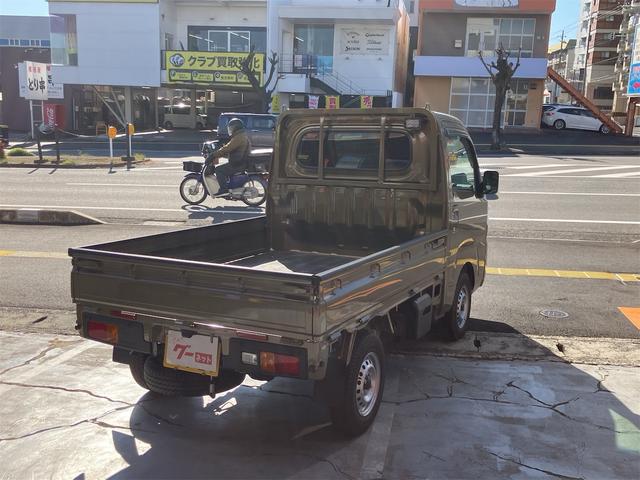 ハイゼットトラック スタンダード　農用スペシャル　４ＷＤ　衝突軽減ブレーキ　アイドリングストップ　横滑り防止装置　クリアランスソナー　ＣＶＴ車　オートライト　エアコン　パワーステアリング　三方開　積載可能量３５０ｋｇ（19枚目）