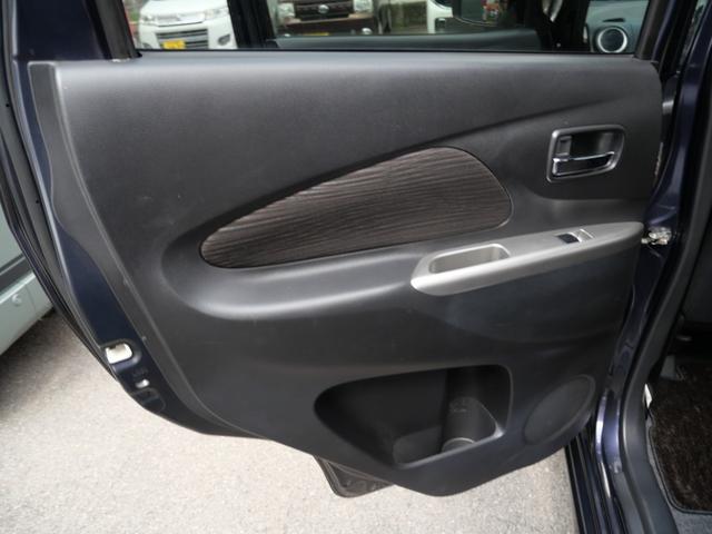 デイズ ハイウェイスター　Ｇ　インテリジェントキー　プッシュスタート　ナビ　フルセグ　アラウンドビューモニター　アイドリングストップ　電動格納ミラー　ベンチシート（12枚目）