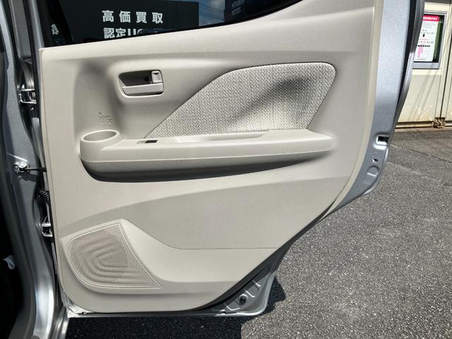 ｅＫワゴン Ｍ　１ＤＩＮ－ＣＤ・シートヒーター　踏み間違い防止アシスト　イモビライザー　パワーウィンドウ　Ｐセンサー　マニュアルエアコン　キーレスエントリー　前席シートヒーター　ＡＳＣ　エアバック　パワステ　ＡＢＳ（39枚目）