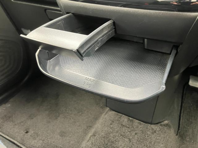 eKクロス G ナビ・バックカメラ・アルミホイール・フォ エアバッグ アイスト Sヒーター スマートキー クリアランスソナー オートエアコン メモリーナビ バックモニター ベンチシート ナビ キーフリー ABS(27枚目)