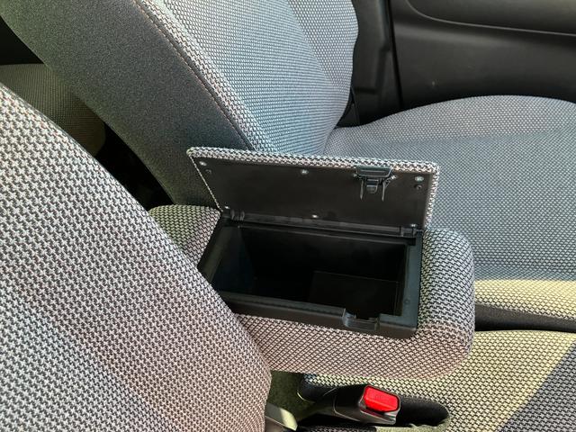 ワゴンＲスマイル ハイブリッドＸ　全方位カメラ付きナビ・両側電動スライドド　前席シートヒーター　横滑り防止　サイドエアバッグ　セキュリティーアラーム　スマートキー　フルオートエアコン　キーレスエントリー　フルフラットシート　Ａストップ（46枚目）