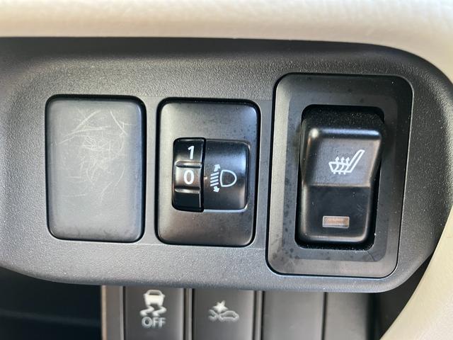 �^�]�ȃV�[�g�q�[�^�[�t���Ă��܂��B