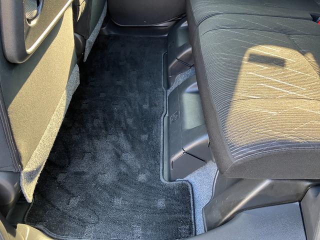 ��ȃt���A�}�b�g��