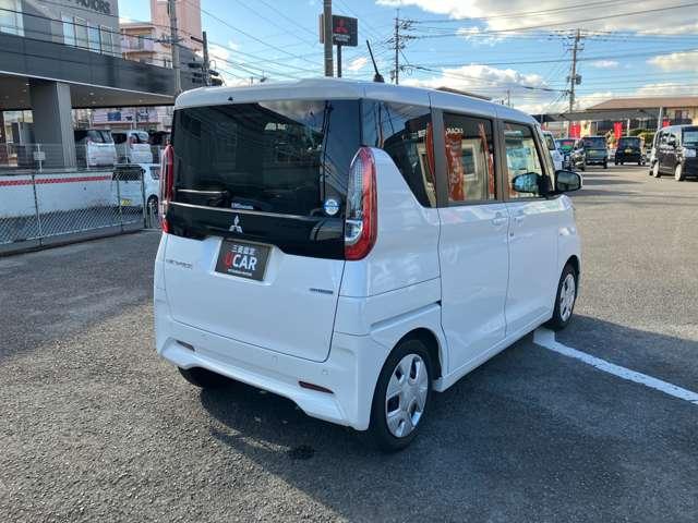 eKスペース G 片側電動スライドドア車・リヤビューモニタ フルオートエアコン サイドカーテンエアバック コーナーセンサー シートヒーター インテリキー アイドリングストップ 盗難防止装置 ベンチシート 横滑防止(8枚目)
