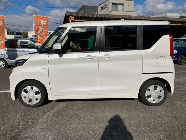 eKスペース G 片側電動スライドドア車・リヤビューモニタ フルオートエアコン サイドカーテンエアバック コーナーセンサー シートヒーター インテリキー アイドリングストップ 盗難防止装置 ベンチシート 横滑防止(11枚目)