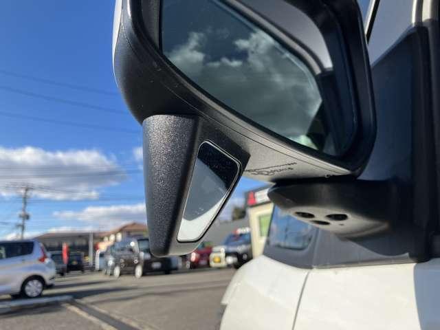 eKスペース G 片側電動スライドドア車・リヤビューモニタ フルオートエアコン サイドカーテンエアバック コーナーセンサー シートヒーター インテリキー アイドリングストップ 盗難防止装置 ベンチシート 横滑防止(17枚目)