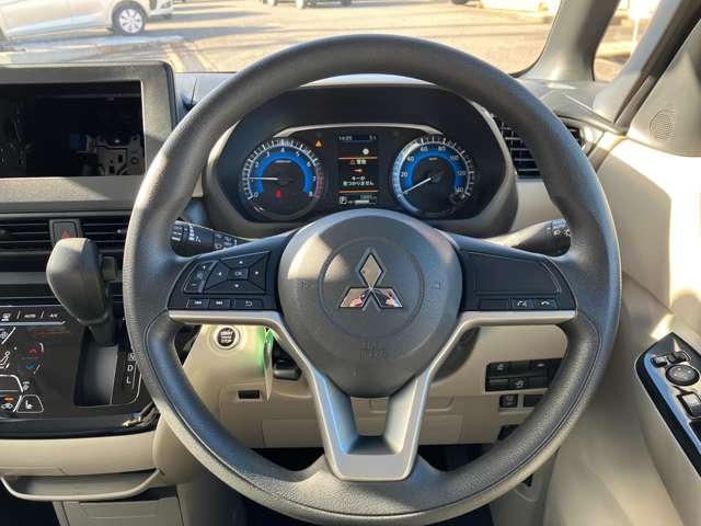 eKスペース G 片側電動スライドドア車・リヤビューモニタ フルオートエアコン サイドカーテンエアバック コーナーセンサー シートヒーター インテリキー アイドリングストップ 盗難防止装置 ベンチシート 横滑防止(19枚目)