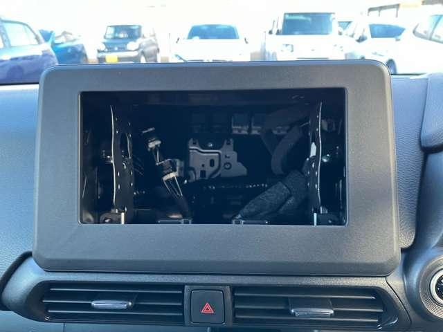 eKクロス G リヤビューモニター付きルームミラー・アル エアバッグ アイスト Sヒーター スマートキー クリアランスソナー オートエアコン バックモニター ベンチシート キーフリー アルミホイール サイドエアバッグ(19枚目)