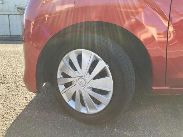 �S�{���ꂼ��̎ʐ^���ڂ��Ă��܂��I�^�C���̏�Ԃ��m�F�ł���̂ň��S���Ă���肢�������܂��B