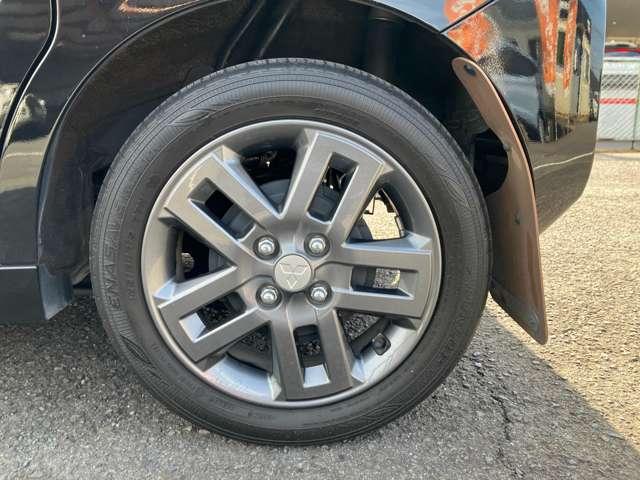 デリカミニ Ｔ　プレミアム　スマホ連携ディスプレイオーディオ・全方位　Ｃソナー　アルミ　ＦＣＭ　ターボ付　アイドリングＳ　オートエアコン　盗難防止システム　ＥＴＣ　スマートキー　ベンチシート　Ｓヒーター　横滑り防止機能　寒冷地（15枚目）