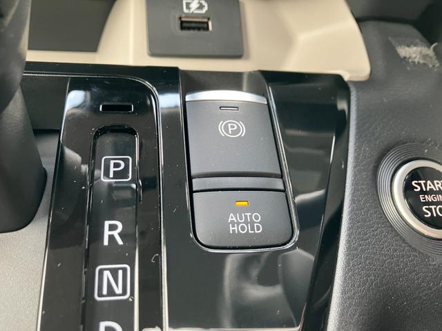 デリカミニ Ｔ　プレミアム　デジタルルームミラー・マイパイロット・両　Ｃソナー　アルミ　ＦＣＭ　ターボ付　アイドリングＳ　オートエアコン　盗難防止システム　スマートキー　ベンチシート　Ｓヒーター　横滑り防止機能　寒冷地　パワステ（24枚目）