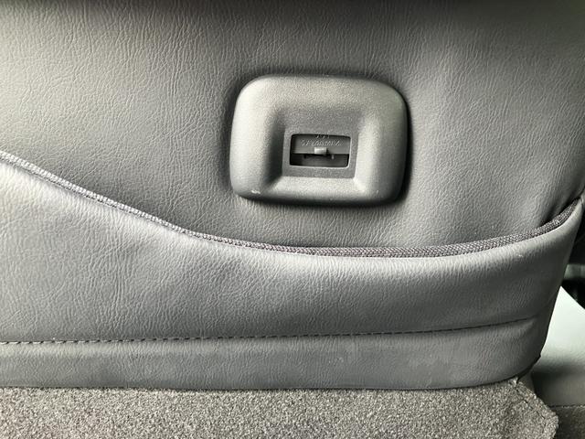 デリカミニ Ｔ　プレミアム　デジタルルームミラー・マイパイロット・両　Ｃソナー　アルミ　ＦＣＭ　ターボ付　アイドリングＳ　オートエアコン　盗難防止システム　スマートキー　ベンチシート　Ｓヒーター　横滑り防止機能　寒冷地　パワステ（64枚目）