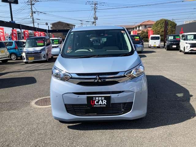 eKワゴン G 衝突被害軽減ブレーキシステム・リヤビュー インテリジェントキー シートヒーター オートエアコン アイドリングストップ バックモニター ベンチシート 横滑り防止装置 盗難防止システム パワーウインドウ(5枚目)