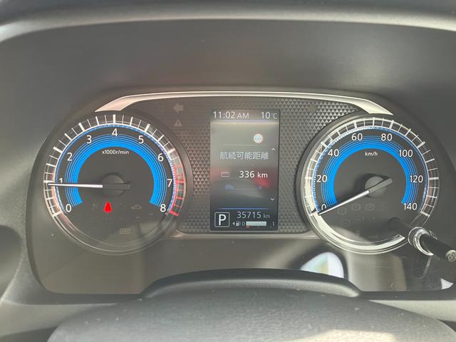 ���F���̗ǂ����[�^�[�ł��B�Z���^�[�ɂ̓f�B�X�v���C�����肢�낢��ȏ�񂪉f��܂��B