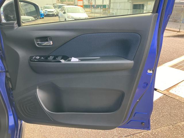 �^�]�ȃh�A������