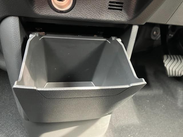 デリカミニ Ｇ　プレミアム　ナビ・マルチアラウンドモニター・両側電動　Ｗ電動ドア　盗難防止システム　クルコン　Ｃソナー　カーテンエアバッグ　横滑り防止装置　メモリーナビ　オートエアコン　パワーステアリング　キーフリー　寒冷地仕様（35枚目）