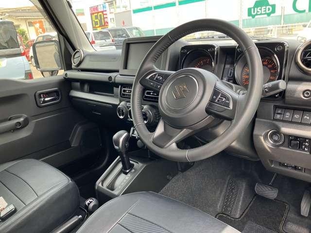 ＪＣ　衝突被害軽減ブレーキシステム・レーンキー　スマ－トキ－　盗難防止システム　Ｉ－ＳＴＯＰ　運転席シートヒーター　オ－トエアコン　アルミ付　サイドエアバッグ　横滑り防止機能　助手席エアバッグ　フルフラット（画像18）