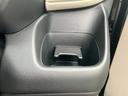 運転席ドリンクホルダー