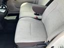 座り心地の良い運転席と助手席です。長時間ドライブの疲れ軽減に貢献します。