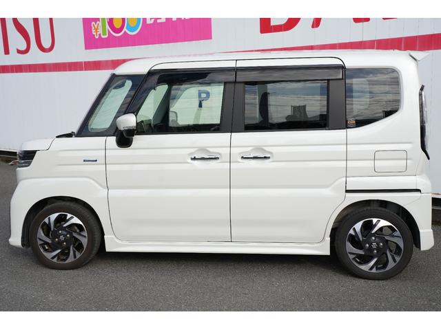 スペーシアカスタム ハイブリッドXS ユーザー買取 新品純正フロアマット ドアバイザー 純正アルミホイール 電格ミラー キーフリー LED 両側パワースライドドア 前席シートヒーター ステアリングヒーター USB端子(9枚目)