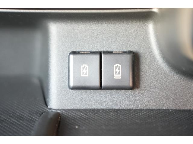 スペーシアカスタム ハイブリッドXS ユーザー買取 新品純正フロアマット ドアバイザー 純正アルミホイール 電格ミラー キーフリー LED 両側パワースライドドア 前席シートヒーター ステアリングヒーター USB端子(24枚目)