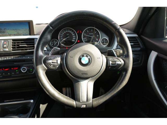 ３シリーズ ３２０ｄツーリング　Ｍスポーツ　Ｂｌｕｅｔｏｏｔｈ接続　社外１８インチアルミホイール　アダプティブクルーズコントロール　純正ナビ　ＤＶＤ　ＣＤ　ドライブレコーダー　バックカメラ　電動シート　キーフリー　ＥＴＣ（4枚目）