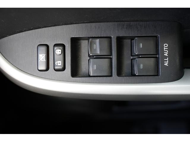 プリウス Ｇ　Ｂｌｕｅｔｏｏｔｈ接続　ＰＷ　社外アルミホイール　電格ミラー　キーフリー　社外ナビ　ＴＶ　電動シート　バックカメラ　ＥＴＣ　ダウンサス　ステアリングリモコン（24枚目）