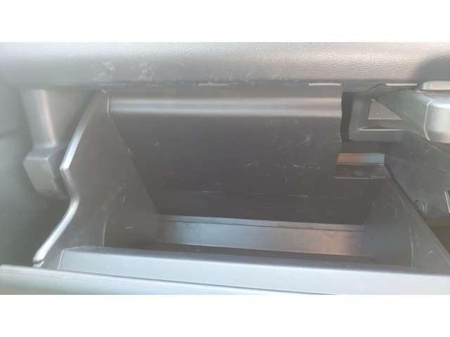 プロボックス G 走行60134km 禁煙車 車検2年付 衝突軽減ブレーキ レーンキープアシスト オートマチックハイビーム キーレスエントリー CDデッキ 電動格納ドアミラー 横滑り防止装置(9枚目)