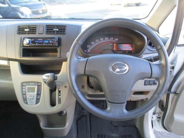 ムーヴ Ｘ　ＳＡ　禁煙車　車検２年付　タイミングチェーン　衝突軽減ブレーキ　アイドリングストップ　横滑り防止装置　スマートキー　プッシュスターター　オートエアコン　ベンチシート　電動格納ドアミラー（2枚目）