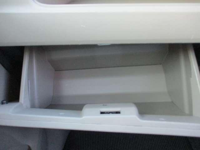 ムーヴ Ｘ　ＳＡ　禁煙車　車検２年付　タイミングチェーン　衝突軽減ブレーキ　アイドリングストップ　横滑り防止装置　スマートキー　プッシュスターター　オートエアコン　ベンチシート　電動格納ドアミラー（9枚目）