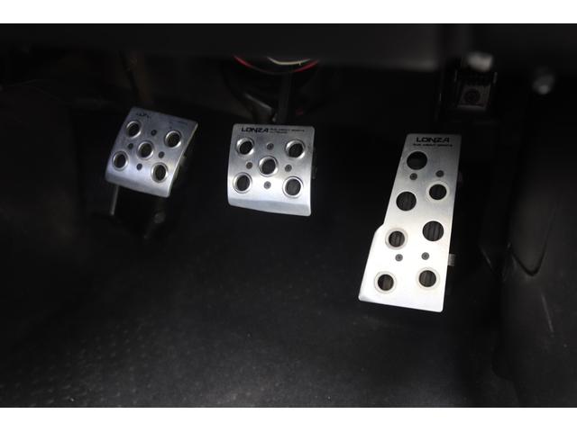タイプX 社外エアロ BLITZターボタイマー BLITZインタークーラー BLITZエアクリ BLITZブローオフバルブ カーボンボンネット F・Rタワーバー 追加メーター 社外マフラー 社外16AW ナビ(54枚目)