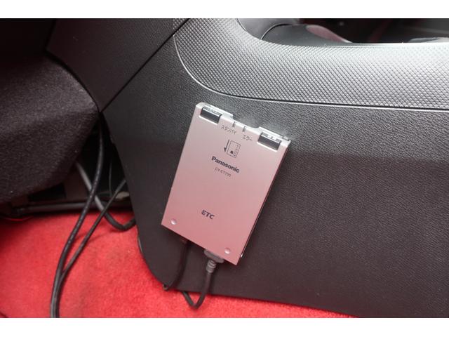 インテグラ タイプＲ　オーリンズ製車高調　レカロシート　ブレンボ　無限３連追加アシストメーター　無限エアクリ　社外１７インチＡＷ　ＨＤＤナビ　ＥＴＣ（32枚目）