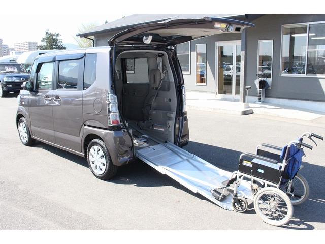 福祉車輌 スロープ 電動ウィンチ 車いす固定装置(2枚目)