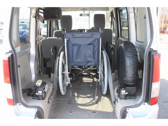 WITHシリーズ 福祉車両 スロープ 車いす移動車 補助席付(8枚目)