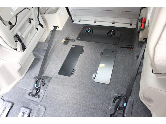 チェアキャブ スロープ 車いす2台固定 エマブレ 純正ナビ(4枚目)