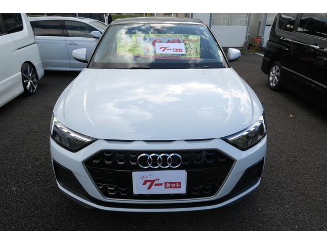 Ａ１スポーツバック ３５ＴＦＳＩ　アドバンスド　走行距離１７，３１２Ｋｍ　１．５Ｌターボ　純正１７インチアルミホイール　スマートキー　ナビ　バックモニター　フルセグＴＶ　コーナーセンサー　２年走行距離無制限保証付（3枚目）