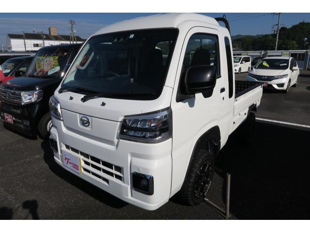 ハイゼットトラック 　セレクト４ＷＤ車　ルーフラック　ナビ　フルセグ　パーキングサポート　荷台ジェラルミン加工　アイドリングストップ　作業灯　社外１５インチアルミホイール　マッドタイヤ　オーバーフェンダー　エアロ（2枚目）