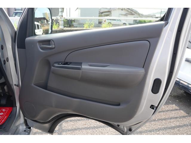 ＮＶ３５０キャラバンバン ロングＤＸ　ナビ　フルセグ　バックモニター　ＥＴＣ　トラクションコントロール　キーレスエントリー　エアコン　パワーステアリング　パワーウィンドウ（12枚目）