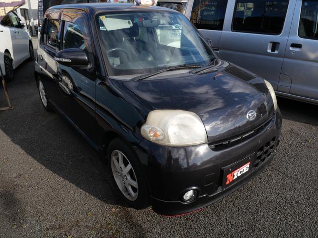 エッセ カスタム　ＣＤ　キーレスエントリー　ＥＴＣ　電動格納ミラー　プライバシーガラス　セキュリティ　純正１４インチアルミホイール　パワーウィンドウ　パワーステアリング（4枚目）