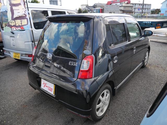 エッセ カスタム　ＣＤ　キーレスエントリー　ＥＴＣ　電動格納ミラー　プライバシーガラス　セキュリティ　純正１４インチアルミホイール　パワーウィンドウ　パワーステアリング（5枚目）