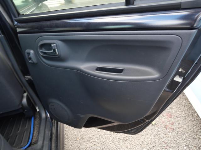 エッセ カスタム　ＣＤ　キーレスエントリー　ＥＴＣ　電動格納ミラー　プライバシーガラス　セキュリティ　純正１４インチアルミホイール　パワーウィンドウ　パワーステアリング（13枚目）