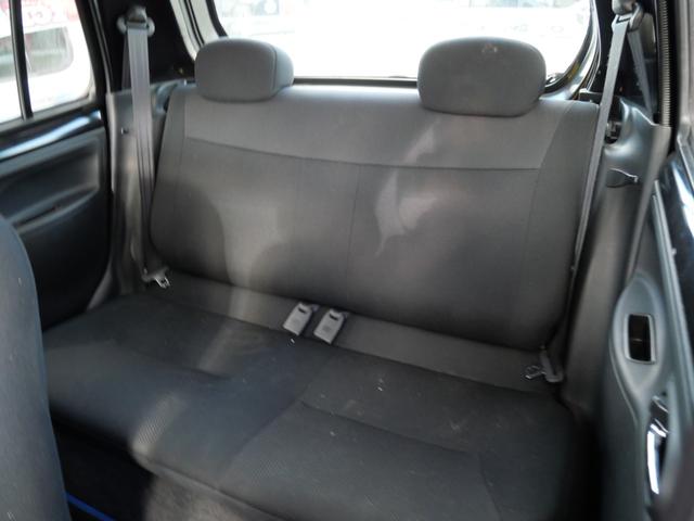 エッセ カスタム　ＣＤ　キーレスエントリー　ＥＴＣ　電動格納ミラー　プライバシーガラス　セキュリティ　純正１４インチアルミホイール　パワーウィンドウ　パワーステアリング（18枚目）