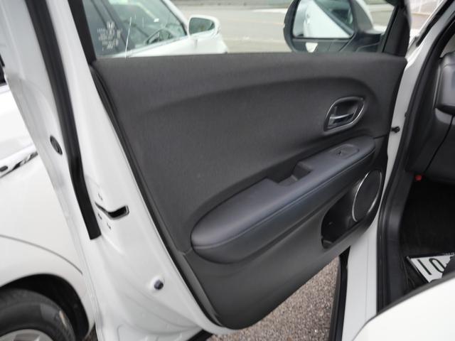 ヴェゼル ハイブリッドＸ・ホンダセンシング　ホンダセンシング　スマートキー　プッシュスタート　ナビ　バックモニター　フルセグ　トラクションコントロール　ＥＴＣ　ＵＳＢポート（14枚目）