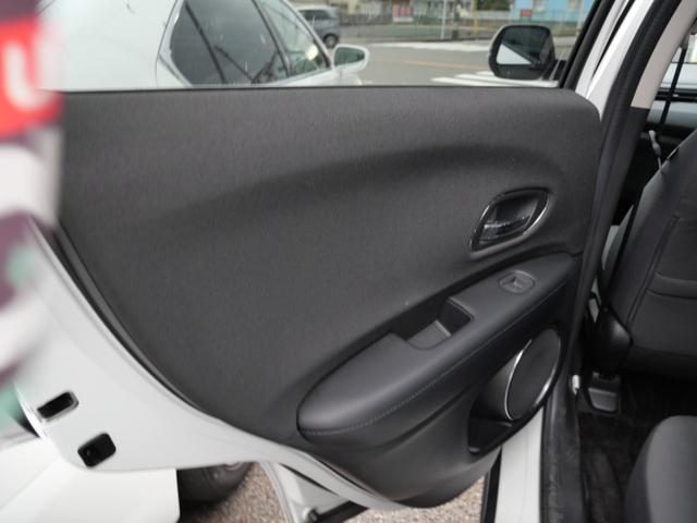 ヴェゼル ハイブリッドＸ・ホンダセンシング　ホンダセンシング　スマートキー　プッシュスタート　ナビ　バックモニター　フルセグ　トラクションコントロール　ＥＴＣ　ＵＳＢポート（15枚目）